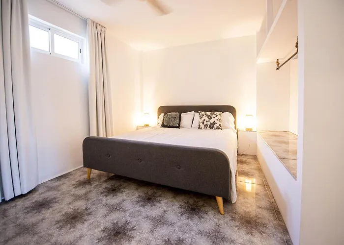 Private With Three Separate Апартаменты