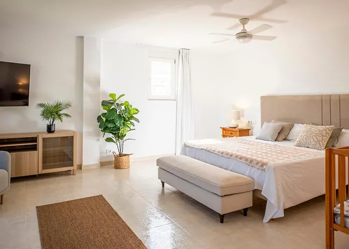 Апартаменты Private With Three Separate *